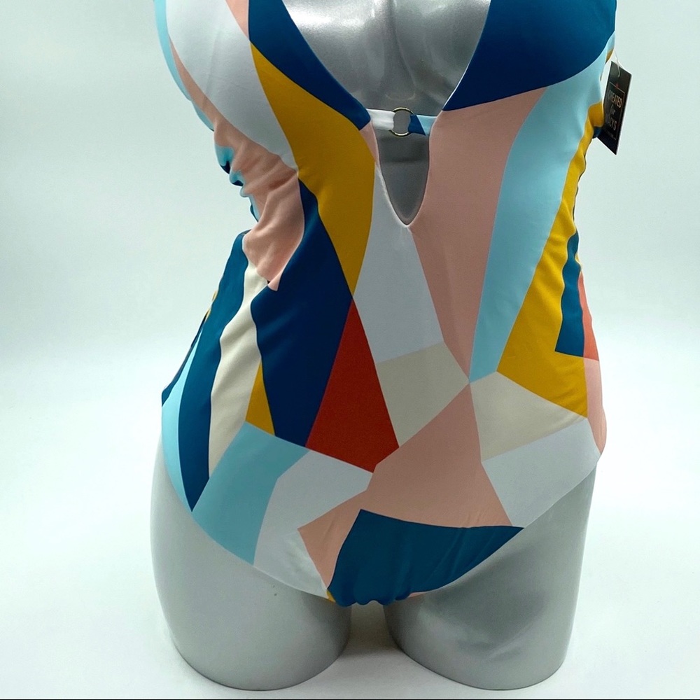 Bar III Swimsuit Pop Art Geometric Pink Blue NEW - Picture 3 of 7